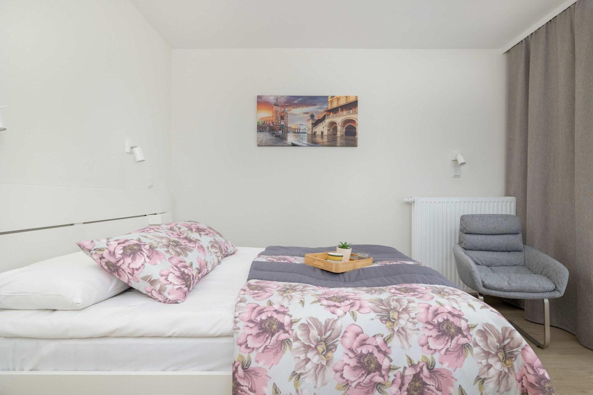 Cozy Apartments Laszkiewicza With Parking By Noclegi Renters Krakow Exterior photo